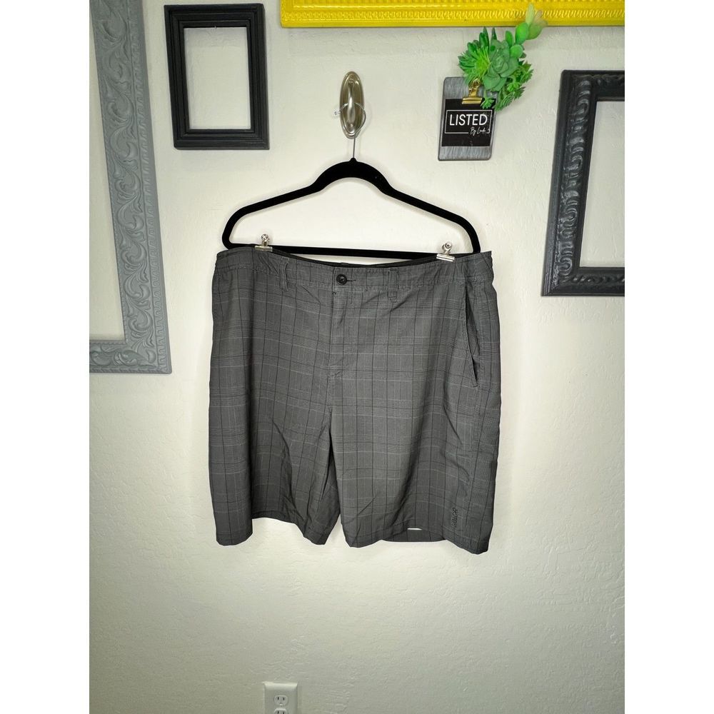 Valor Men's Board Shorts Size 40 Grey Plaid